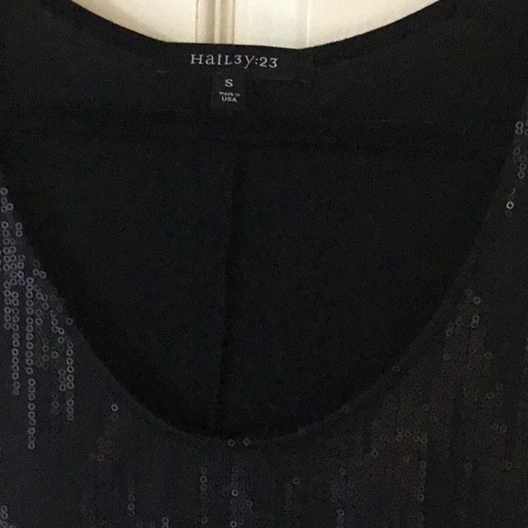 🔥 4/$20 HAIL3Y:23 Small ladies sequin tank - Picture 5 of 8